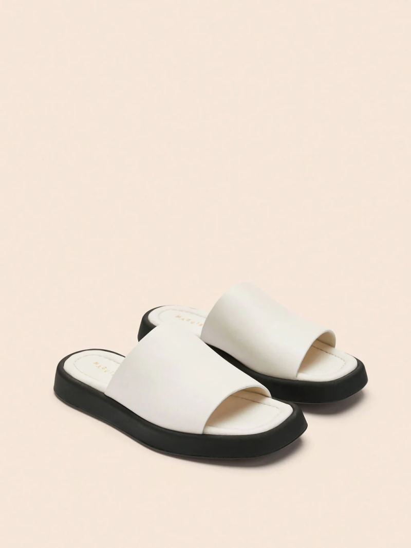 Maguire | Women's Bara Cream Sandal Slide Sandal - Click Image to Close