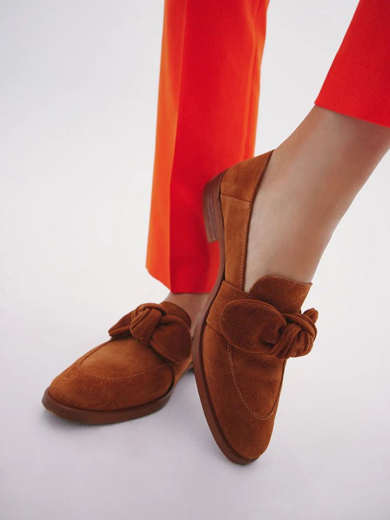 Maguire | Women's Valencia Cocoa Loafer Bow Loafer - Click Image to Close