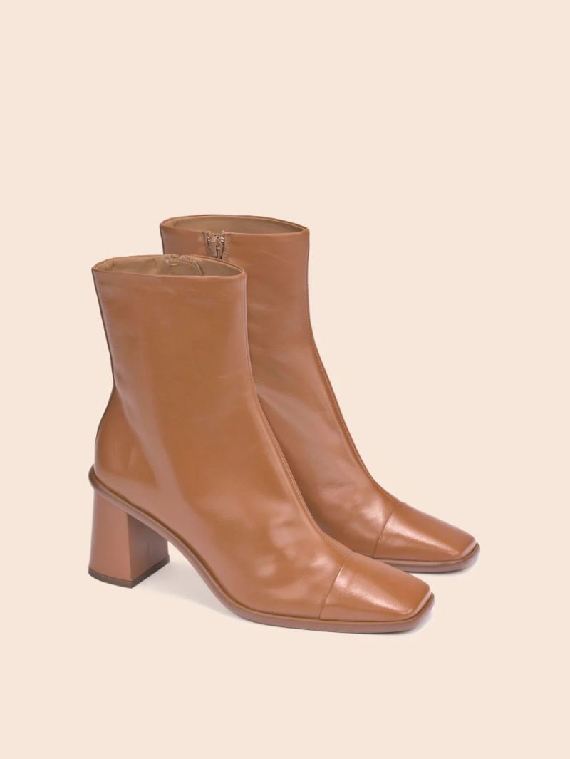 Maguire | Women's Avila Clay Boot Heeled Boot