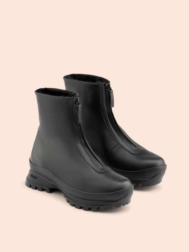 Maguire | Women's Estrella Lined Black Boot Shearling lined