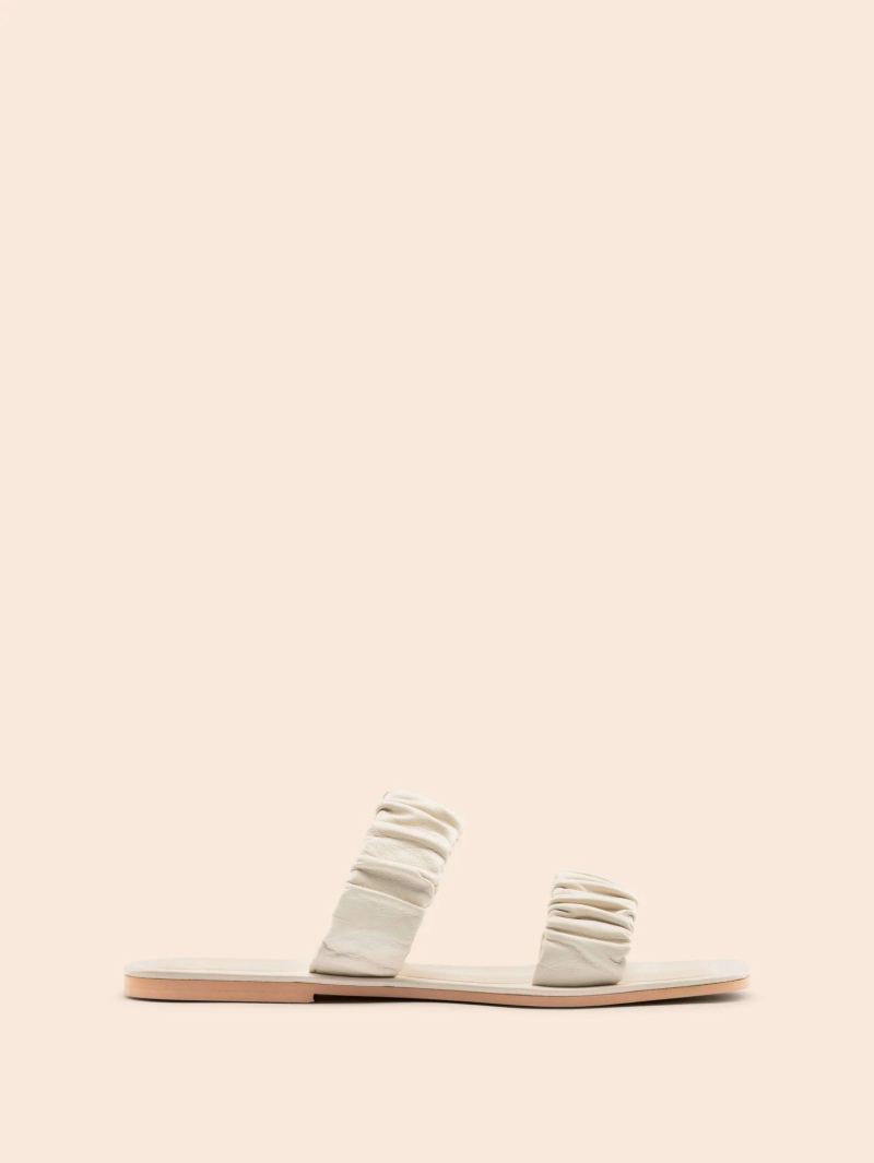 Maguire | Women's Fondi Cream Sandal Last Units