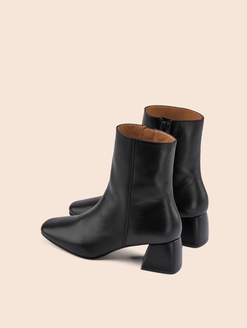 Maguire | Women's Salento Black Boot Heeled Boot