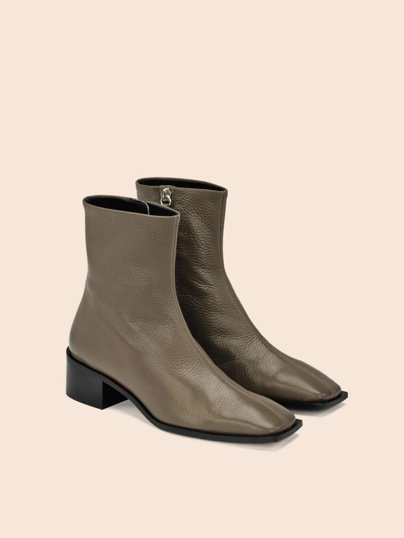 Maguire | Women's Palma Shiitake Boot Last Units