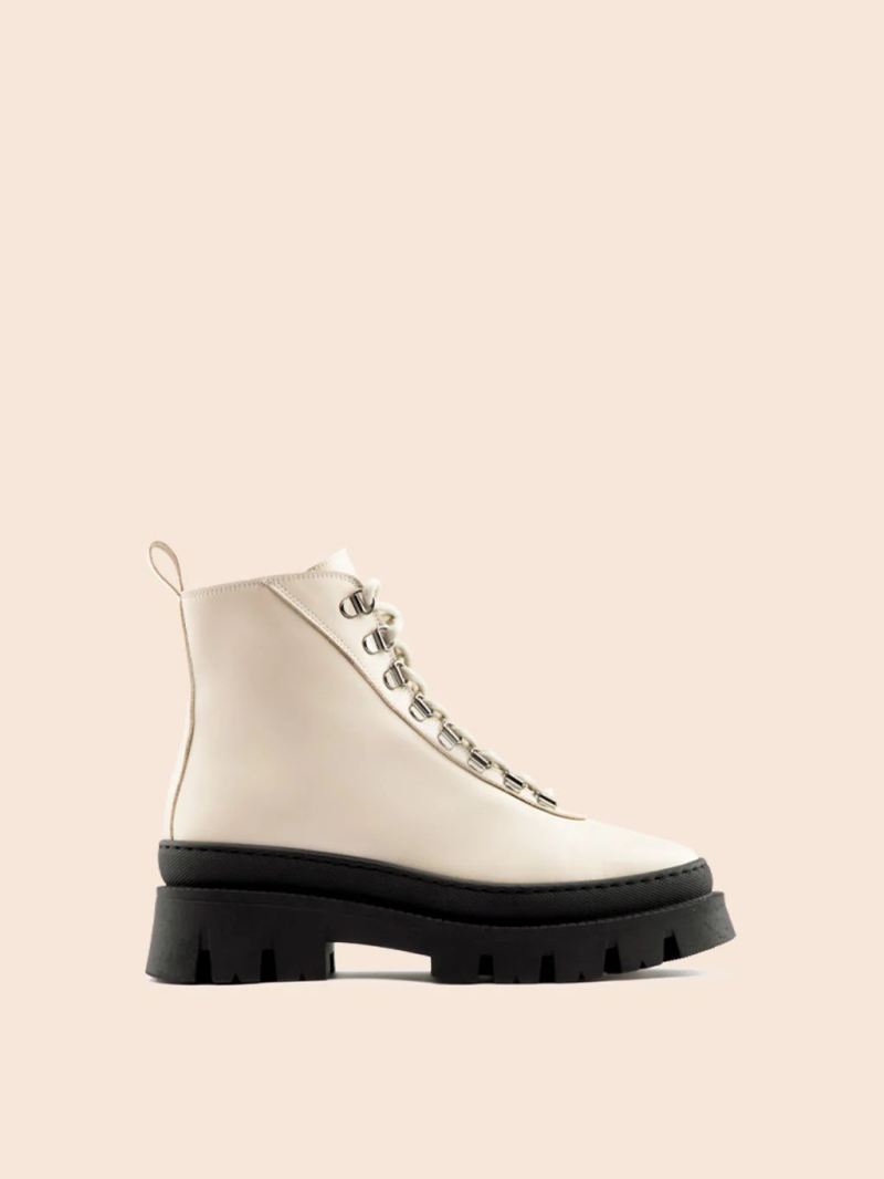 Maguire | Women's Bormio Cream Winter Boot Shearling lined Maguire | Women's Bormio Cream Winter Boot Shearling lined