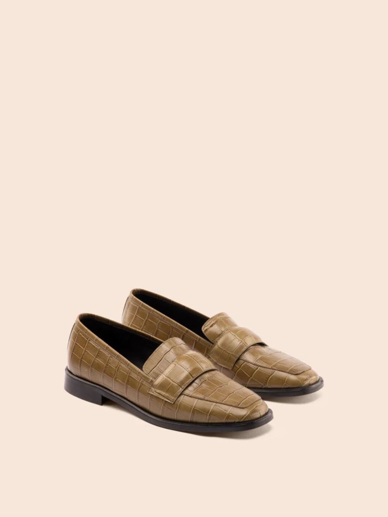 Maguire | Women's Sada Olive Loafer Low Loafer - Click Image to Close