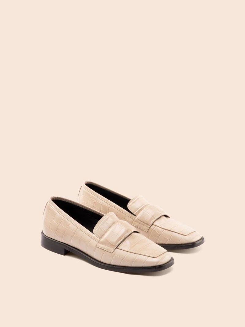 Maguire | Women's Sada Cream Loafer Low Loafer - Click Image to Close