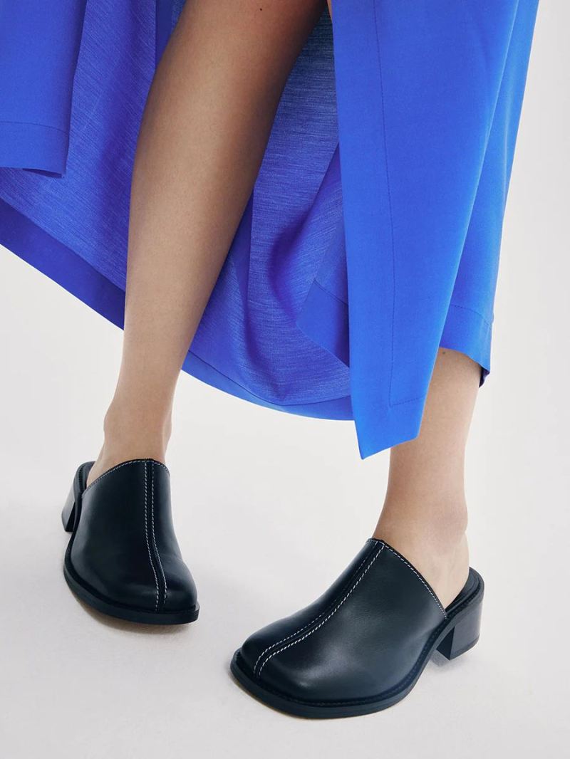 Maguire | Women's Safara Black Mule Heeled Mule