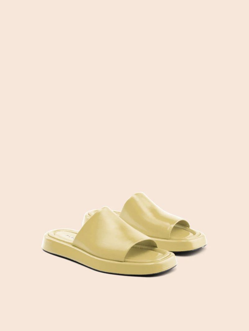 Maguire | Women's Bara Banana Sandal Slide Sandal - Click Image to Close