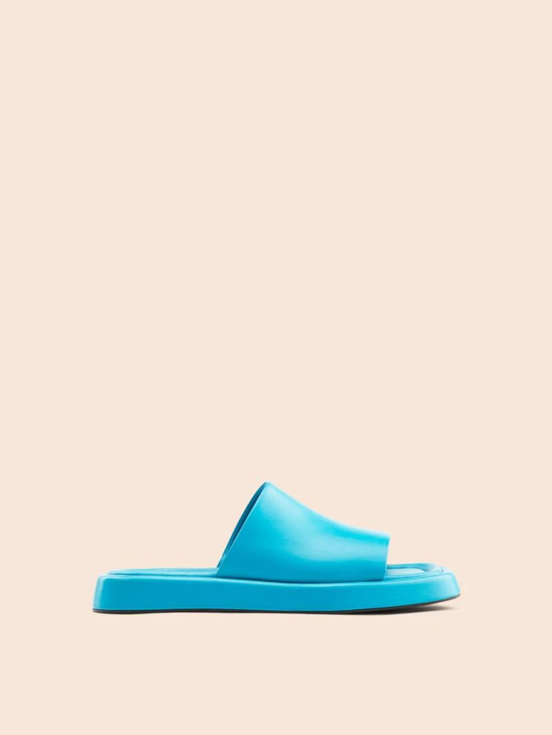 Maguire | Women's Bara Azur Sandal Slide Sandal - Click Image to Close