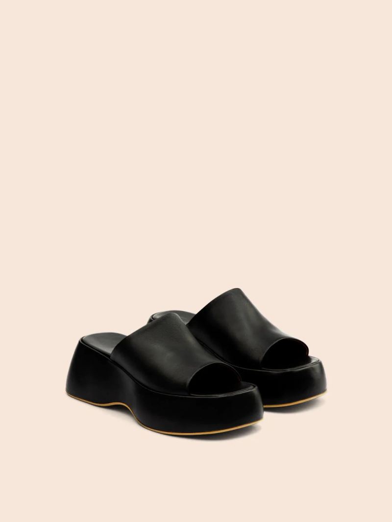 Maguire | Women's Alina Black Sandal Platform sandal